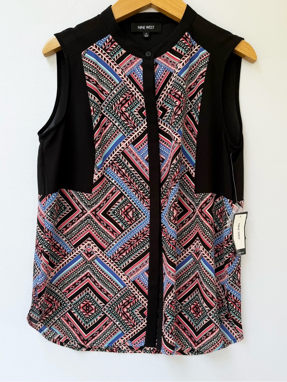 Nine West NWT Aztec Print Sleeveless Button Front Blouse Black Pink Size 4